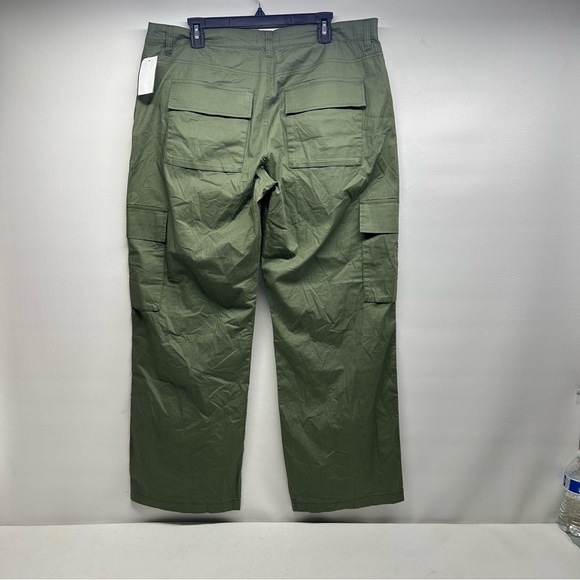 Kut from the Kloth Olive cargo Pants size 16 NWOT - Picture 3 of 9